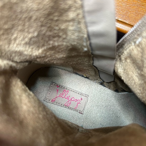 Jellypop Fedora Tan & Lace with Chains Women’s 8.5 Ankle Boots! - Picture 8 of 8